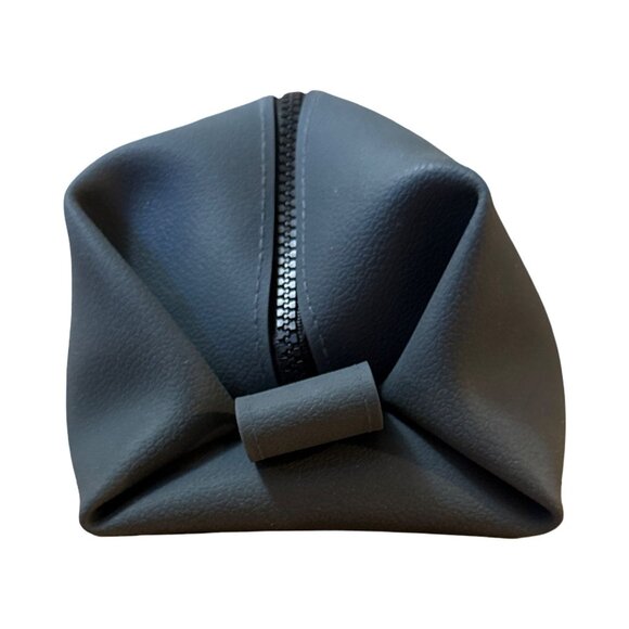 Dwell Studio Mens Black Toiletry Bag With Zipper Closure - Durable Faux Leather - Picture 3 of 5